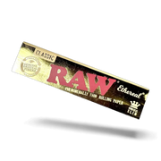 Delgado y etéreo | RAW